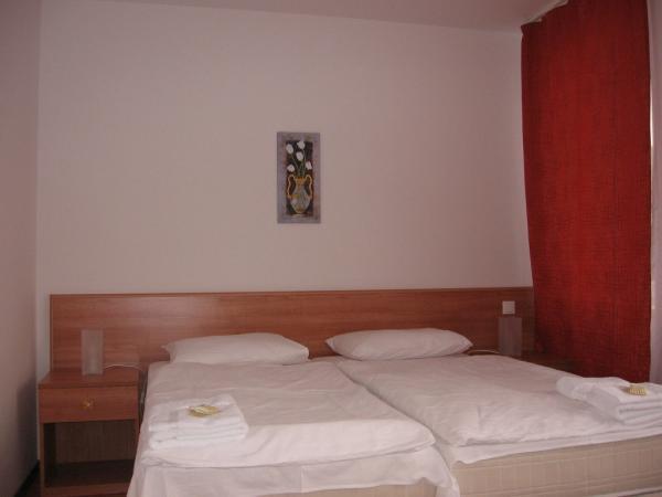Hotel Lido 미슈콜츠 외부 사진