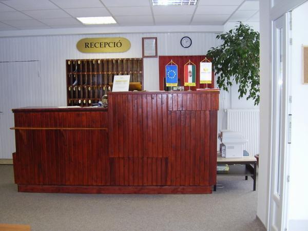 Hotel Lido 미슈콜츠 외부 사진