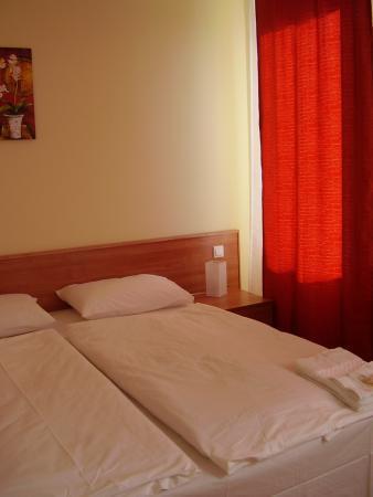 Hotel Lido 미슈콜츠 외부 사진